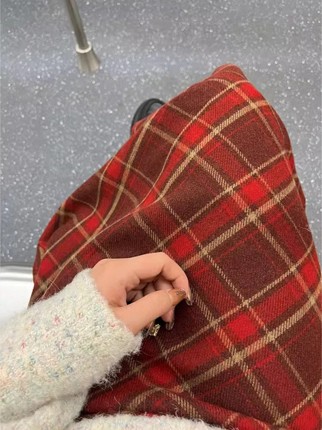 レッドチェック柄ウールスカート女性のハイウエスト痩身デザインAラインスカートレトロSle f-lengthスカート女性用