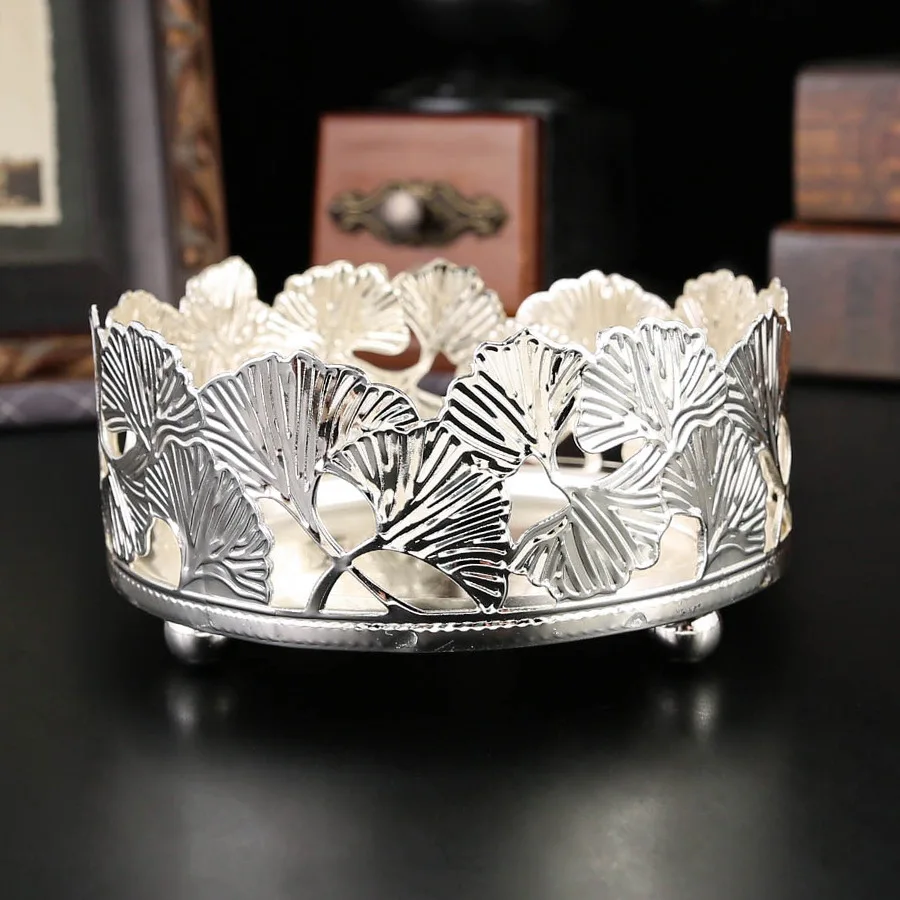 European Luxury Metal round Small Tray with Ginkgo Leaves Design Modern Glam Home Decor Coffee Table Cake Serving Tray