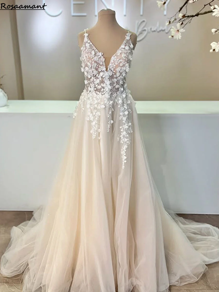 列車,ボールガウン,チュール,タンクスリーブ,白い花嫁のためのロマンチックなレースのウェディングドレス