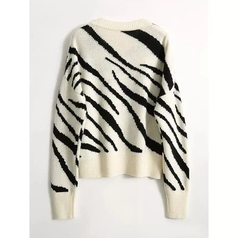 Fashion Loose Round Neck Zebra Pattern Sweaters Korean Casual Autumn Winter New Long Sleeve Knitted Jumpers Women\'s Clothing