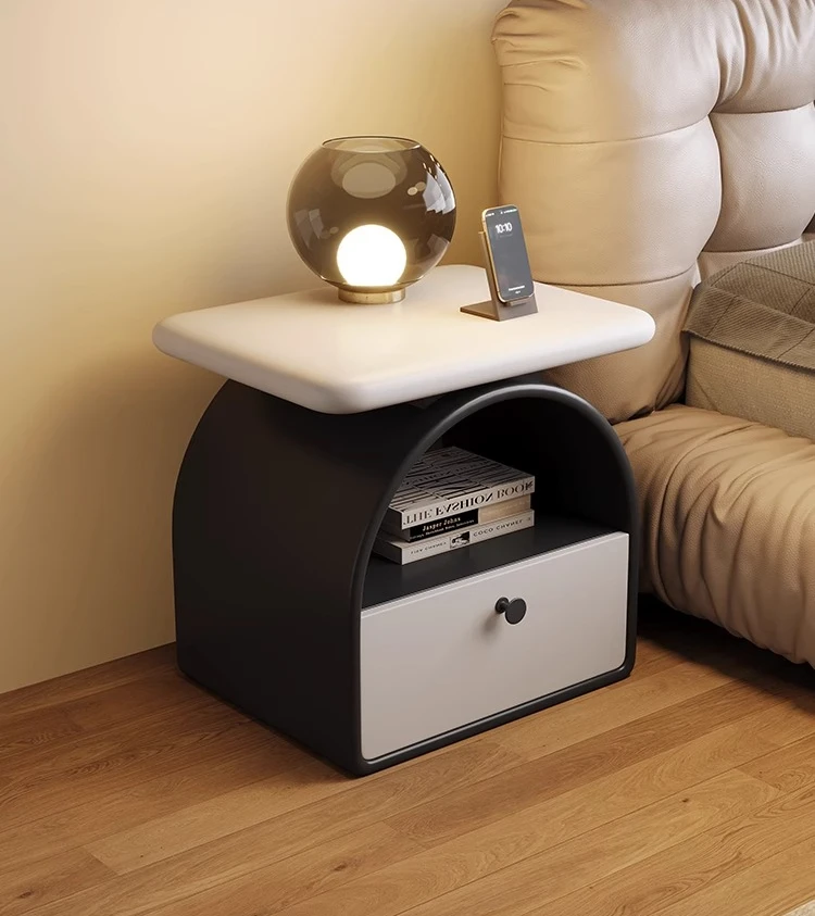 

Light luxury, high-end sense, creative side a few bedrooms, very simple by the bed, modern black cabinet