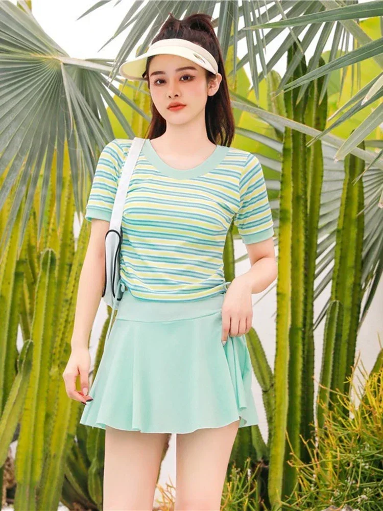 OIINAA ชุดว่ายน้ําผู้หญิง Hot Spring ชุดว่ายน้ําเกาหลีชุดว่ายน้ําแยก Drawstring Ruffle ชุดบิกินี่ลายสีดํา Beachwear