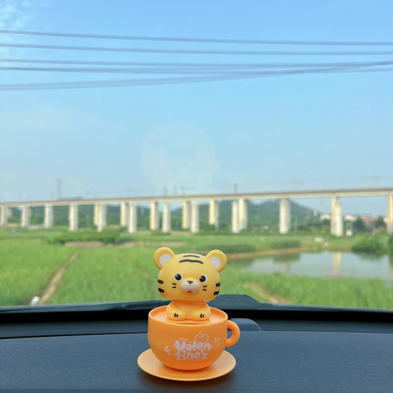 Engraçado dos desenhos animados xícara de chá animal brinquedos solares criativo desktop decoração do carro ornamentos bonito balançando cabeça sapo panda capivara brinquedo solar
