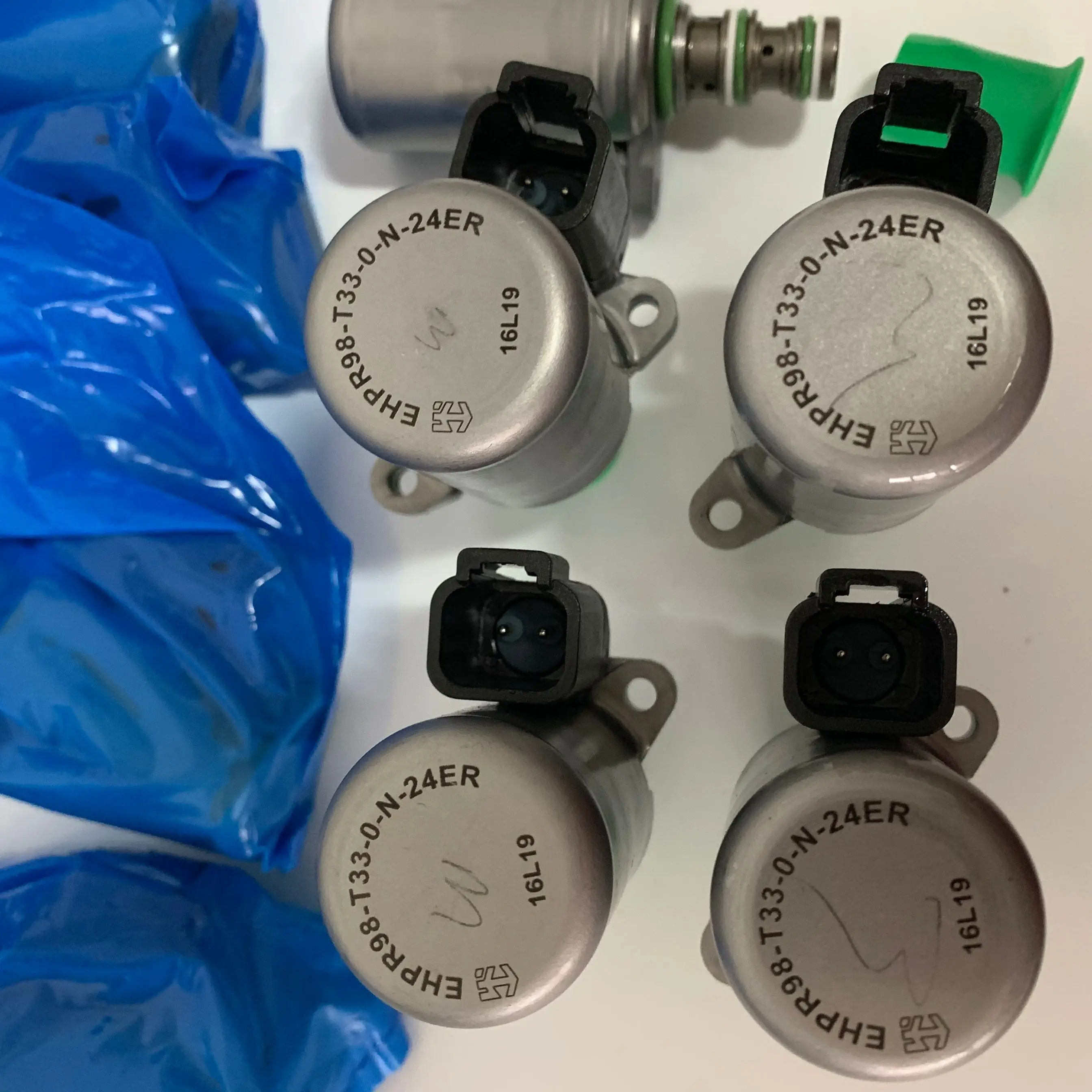 EHPR98-T33-0-N-24ER HydraForce Original Genuine Product Solenoid Valve Made in USA Cartridge SUN HYDRAULCIS ea  ton vick  ers IH