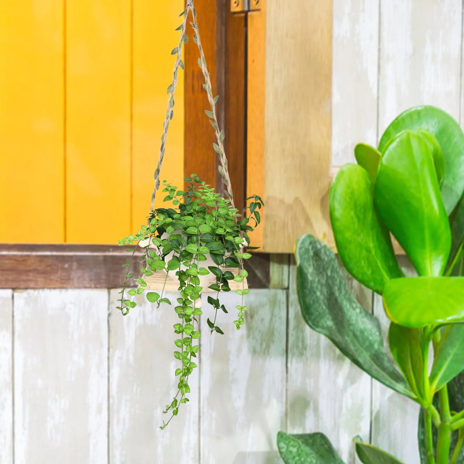 

Decorative Hanging Swing Planter Resin Flower Pot Indoor Outdoor Small Succulent Garden Plant Pot Hanging Planter