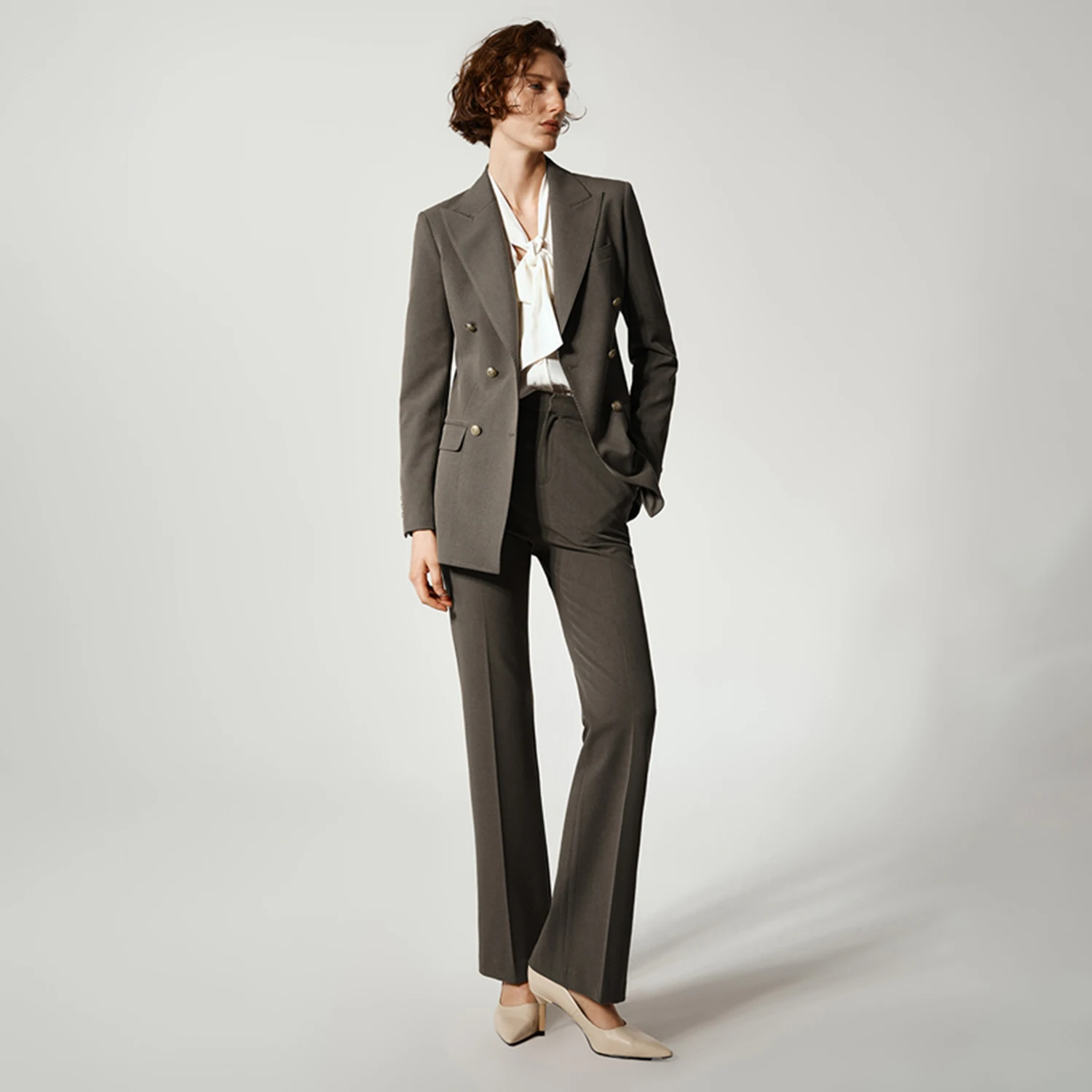 アリンジェントル レディース パンツスーツ 2ピースセット クラシック ダブルブレスト レディースブレザー ファッションスーツ オフィスコーデ カスタマイズ可能