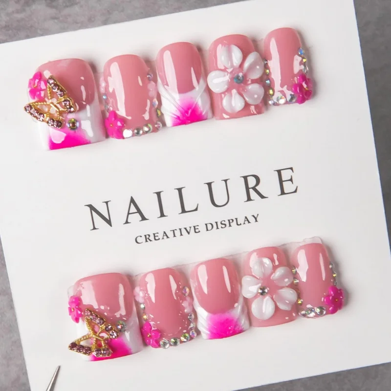 

Handmade Nude Pink Square Press On Nails 3D White Flower Rhinestone Butterfly Gradient French Sweet Girly Daily Reusable False N