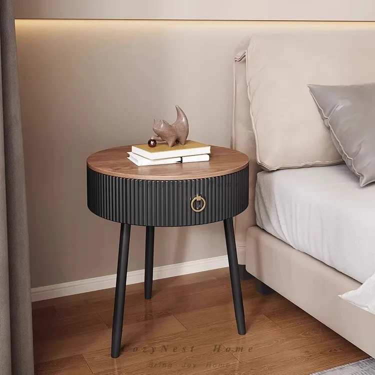 For A few living rooms by the sofa, a few small apartments at the head of the household bed, and a few modern high-end side