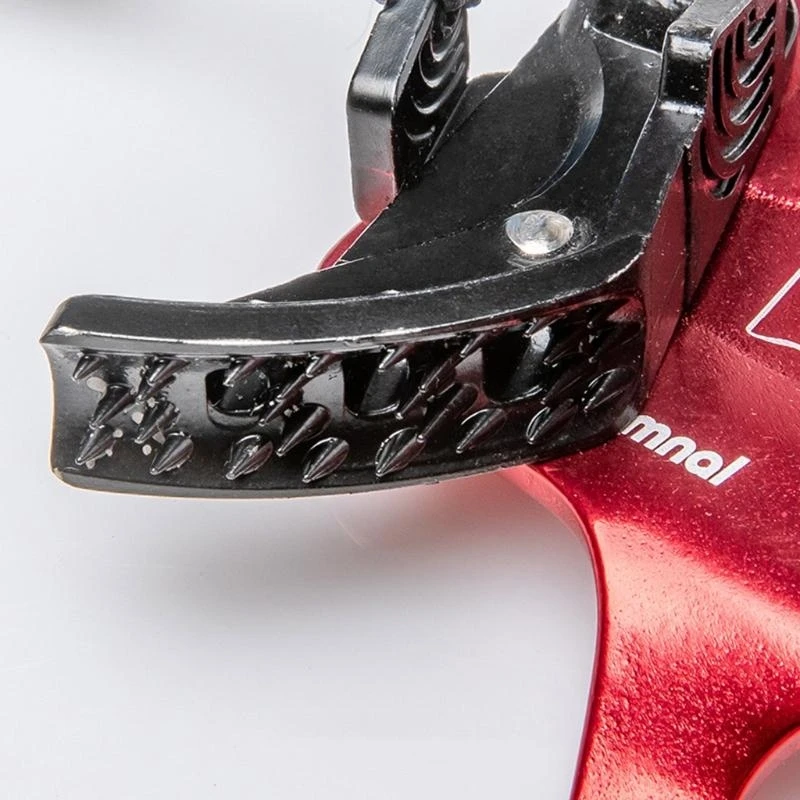 Q39E Professional Outdoor Chest Ascender Rock Climbing Equipment Ascender Risers
