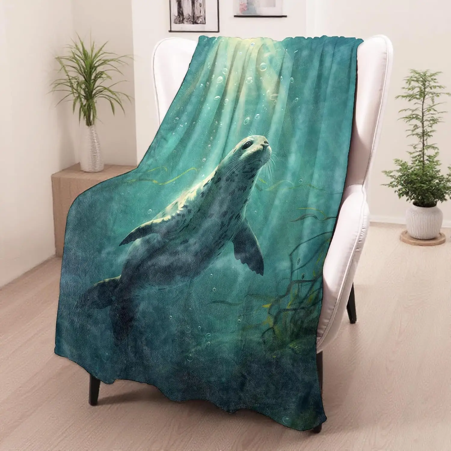 Seal & Ocean Fleece Throw Blanket, Marine Life Gift for Animal Lovers, Coastal Decor for Bedroom Couch, Soft Camping Blanket
