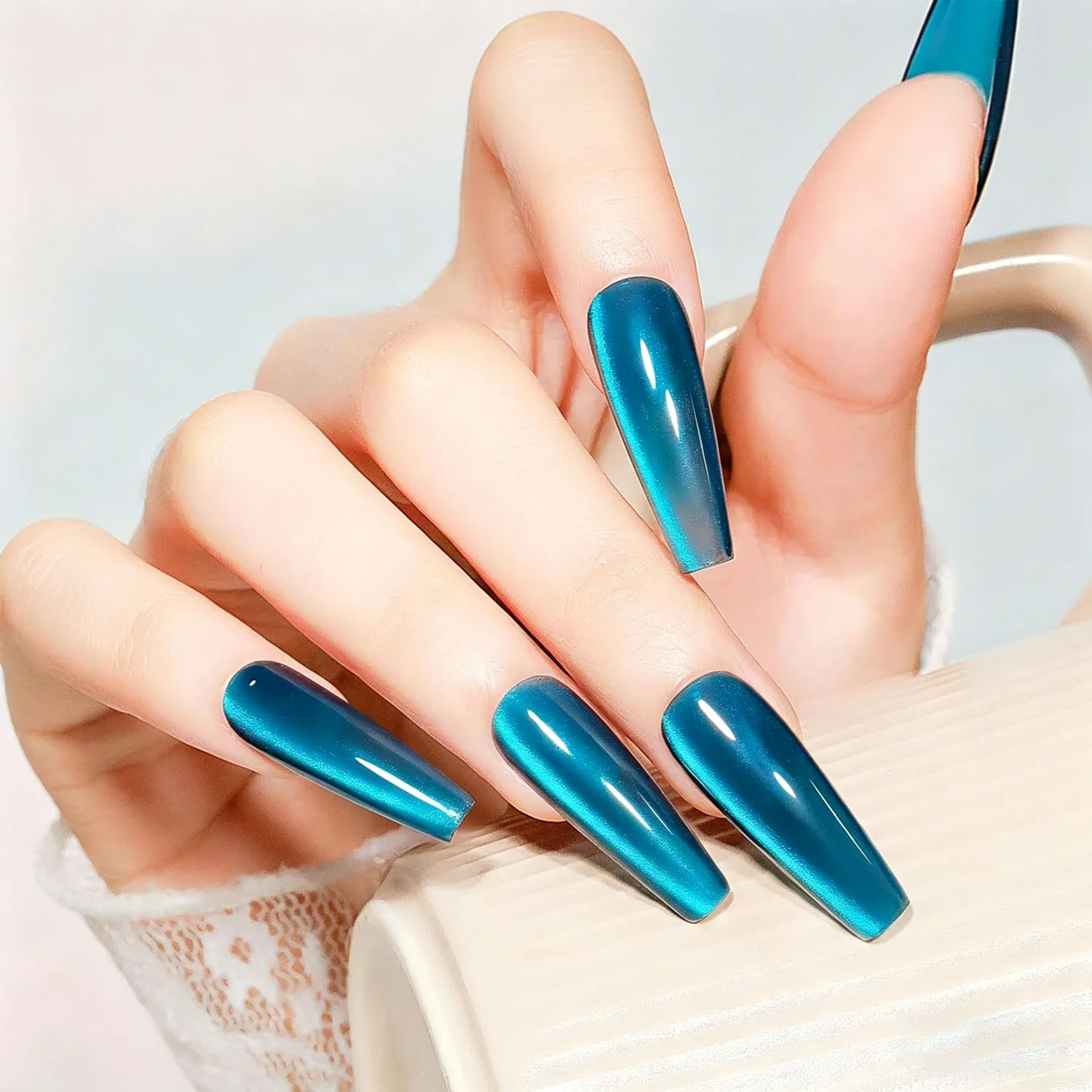 QAZIXU 1/4pcs Blue Cat Eye Gel Polish Set Green Crystal Magnetic Gel Soak Off UV LED Curable  Nail Art DIY Manicure Tool