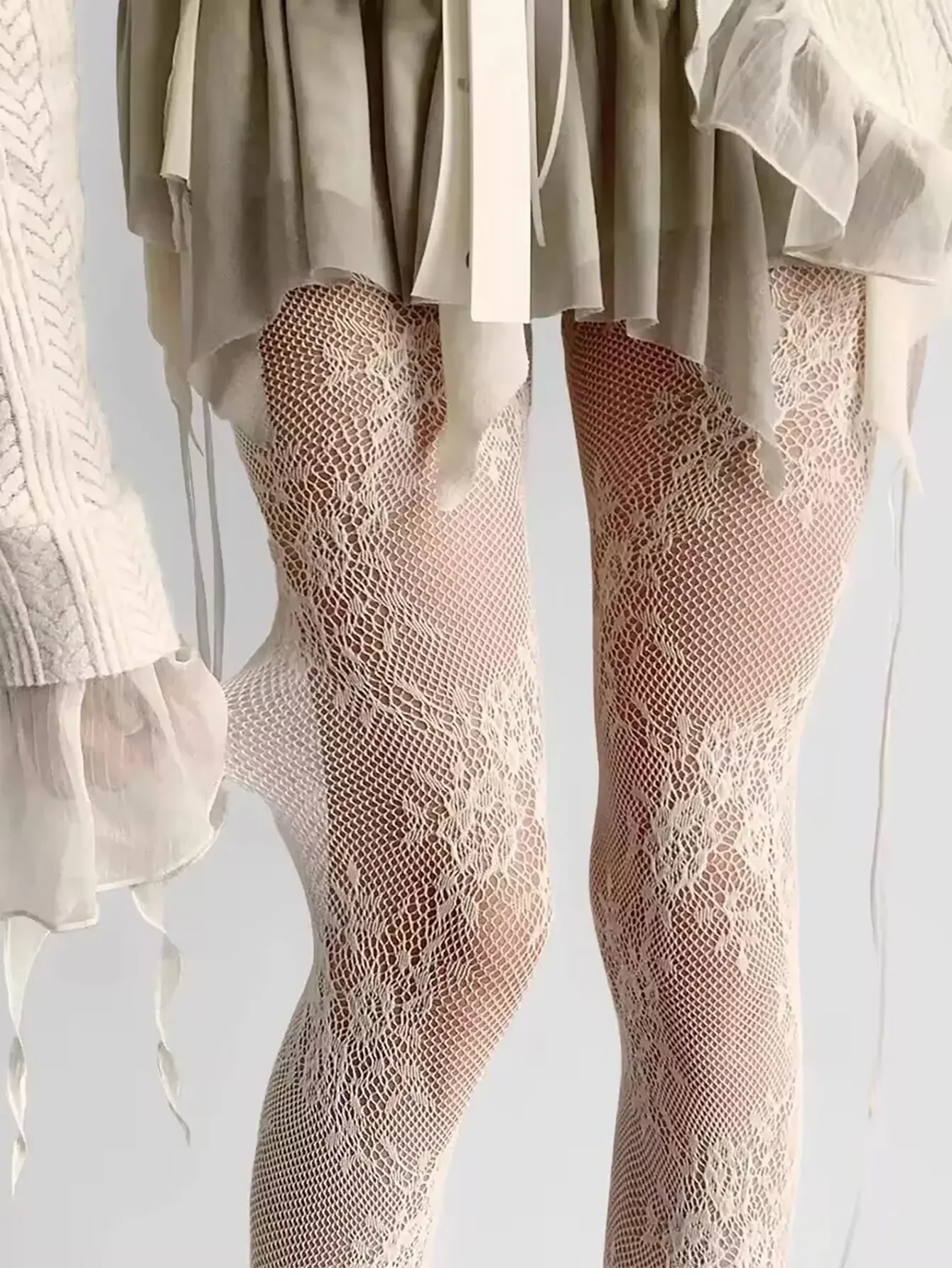 1 Pair of Stockings for Women High-grade French Retro Lace Rose Tights High-elastic Tights Hollow Jacquard Slimming Bottoming image 6