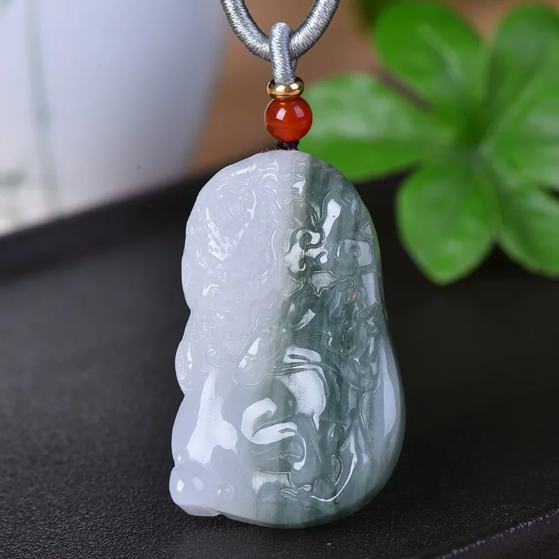 

Natural Gold Silk Jade Pixiu Safety Buckle Pendant Longma Spirit Necklace Pendant Men's and Women's Simple Jewelry