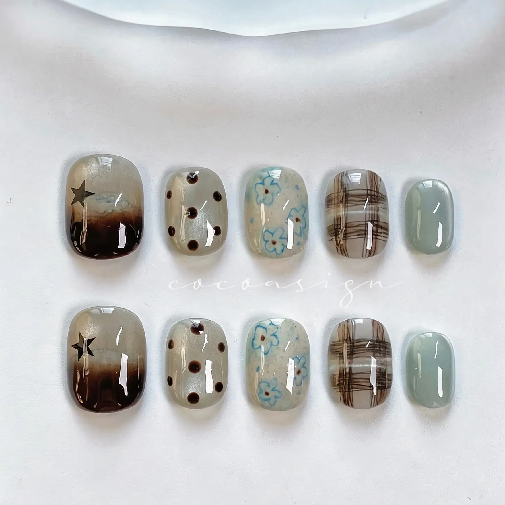30pcs Cute Pastel Macaron Press On Nails Drawn Star Stripes Polka Dot Design Sweet Fake Nail Short Square False Nail for Women