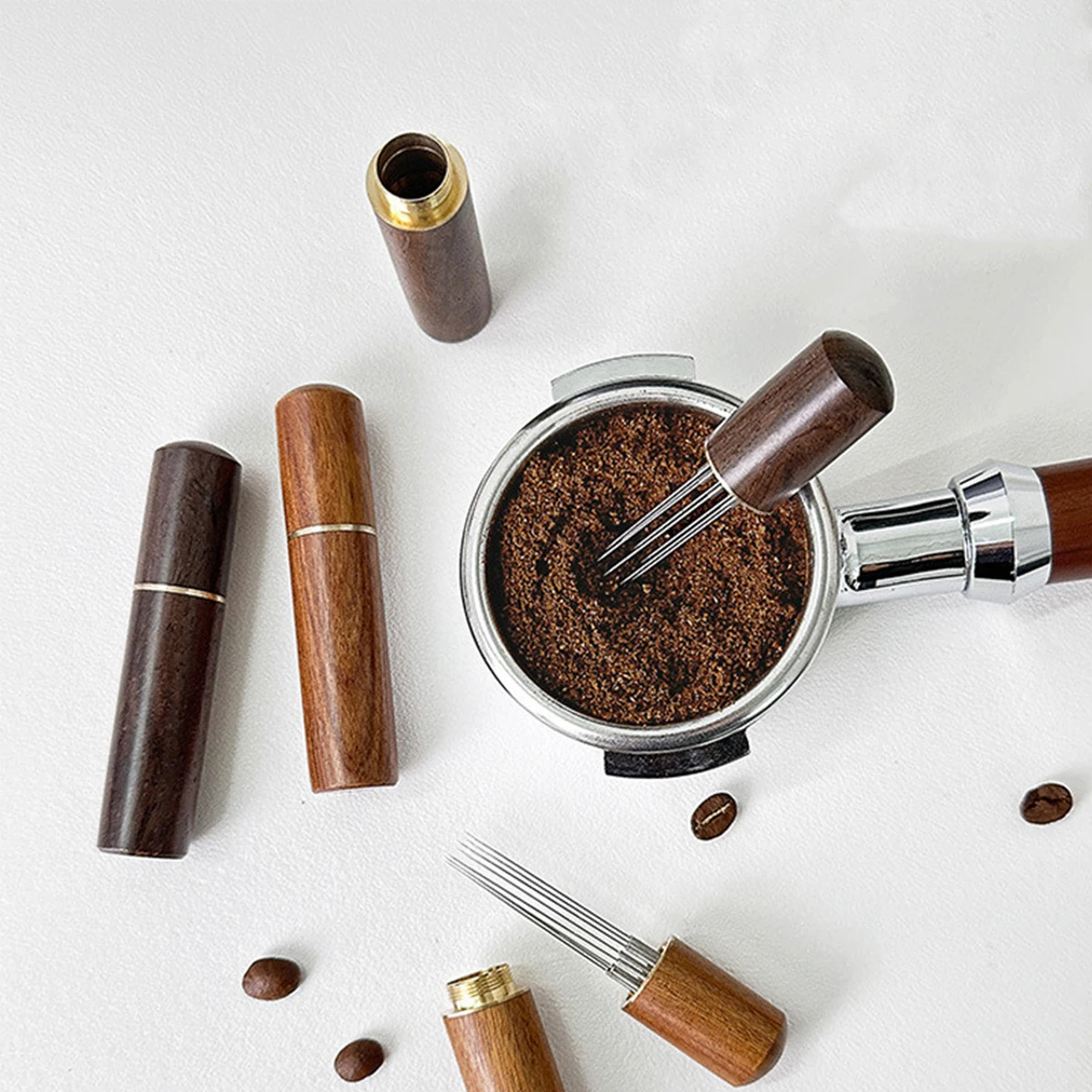 Herramienta de Distribución de Café Espresso de 6 Agujas – Distribuidor de Café en Polvo, Pines de 0.4mm para Romper Grumos y Evitar el Flujo, Mango de Madera