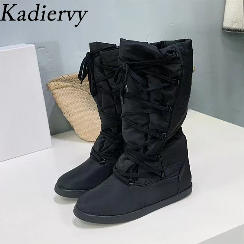 Botas de nieve planas para mujer, zapatos largos de punta redonda con cordones cruzados, impermeables, de tela de nailon, hasta la rodilla, Invierno