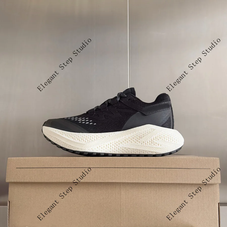 

Unisex Shoes Breathable Running Sneakers