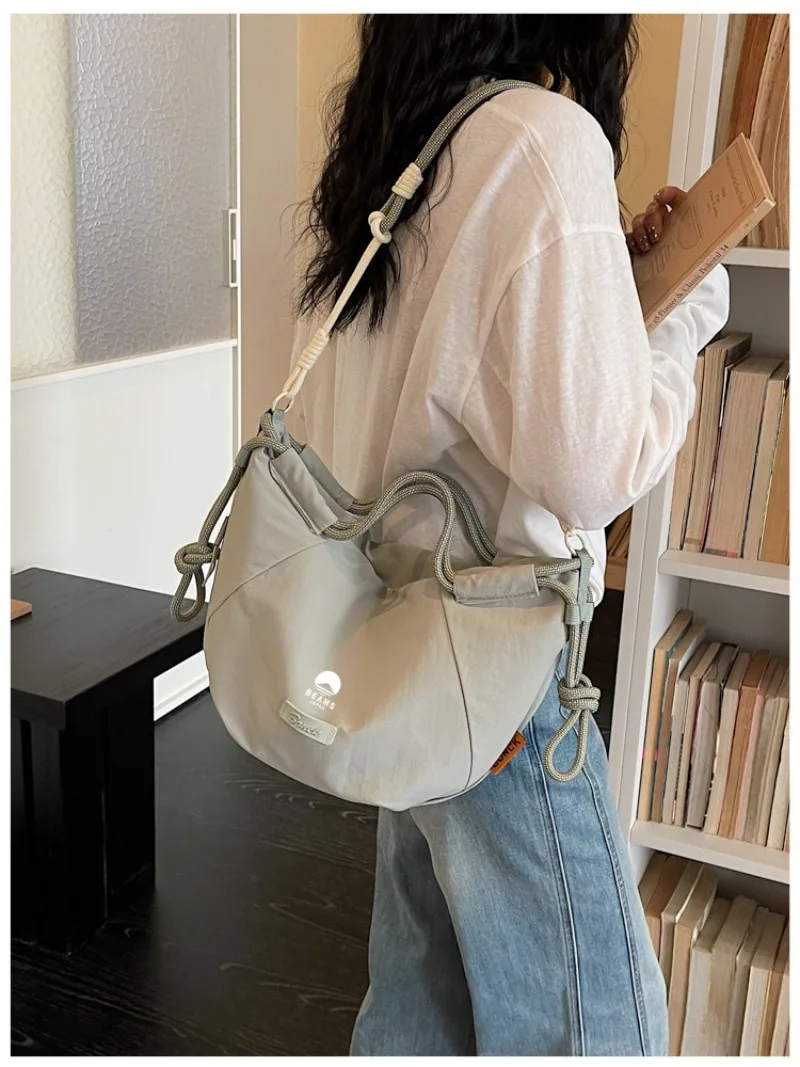 Women's BEAMS Japanese Style Wrinkled Fabric Crossbody Bag Solid Color Large Capacity Lightweight Casual Daily Commute Shoulder