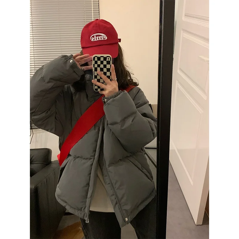 

Зимняя женская пуховая куртка Viiwen 2023: Новая модель, приталенный крой, белая, с наполнителем из утиного пуха, стандартная длина рукава