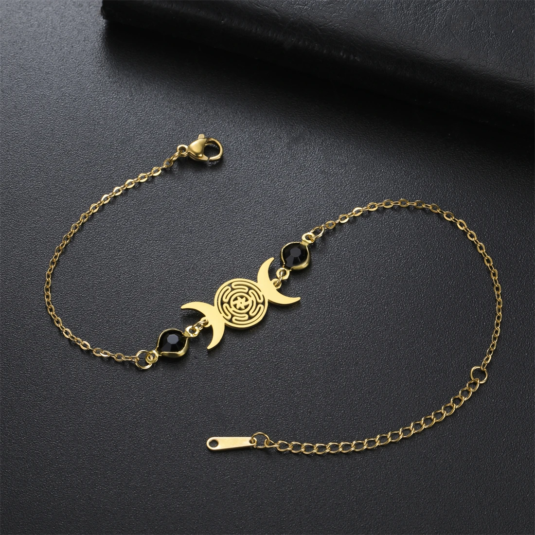 EUEAVAN Pulsera Vintage de la Diosa de la Triple Luna, pulsera de acero inoxidable con símbolo de la rueda de Hecate, amuleto de bruja para mujer, regalo de joyería