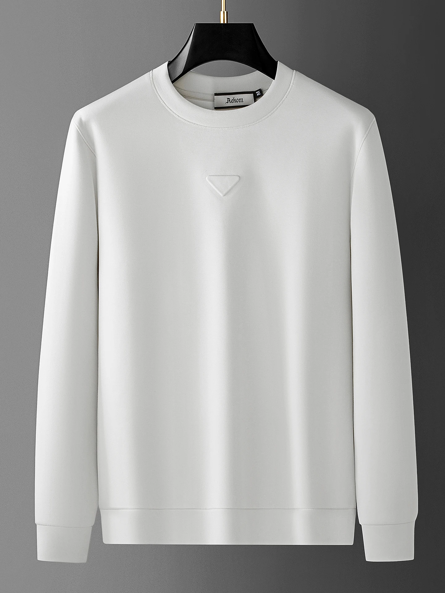JSBD Autumn High-end Cloud Feel smooth Modal base shirt for men, slim round-neck solid color sweatshirt for men