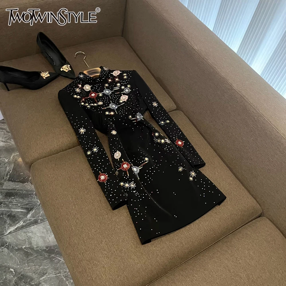 

TWOTWINSTYLE Elegant Spliced Diamonds Dinner Dresses For Womrb Turtleneck Long Sleeve High Waist Chic Dress Female New KDR551166