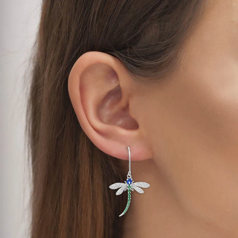 Huitan Exquisite Dragonfly Pendant Earrings Female Brilliant Zirconia Jewelry for Daily Party Delicate Insect Accessories Gift