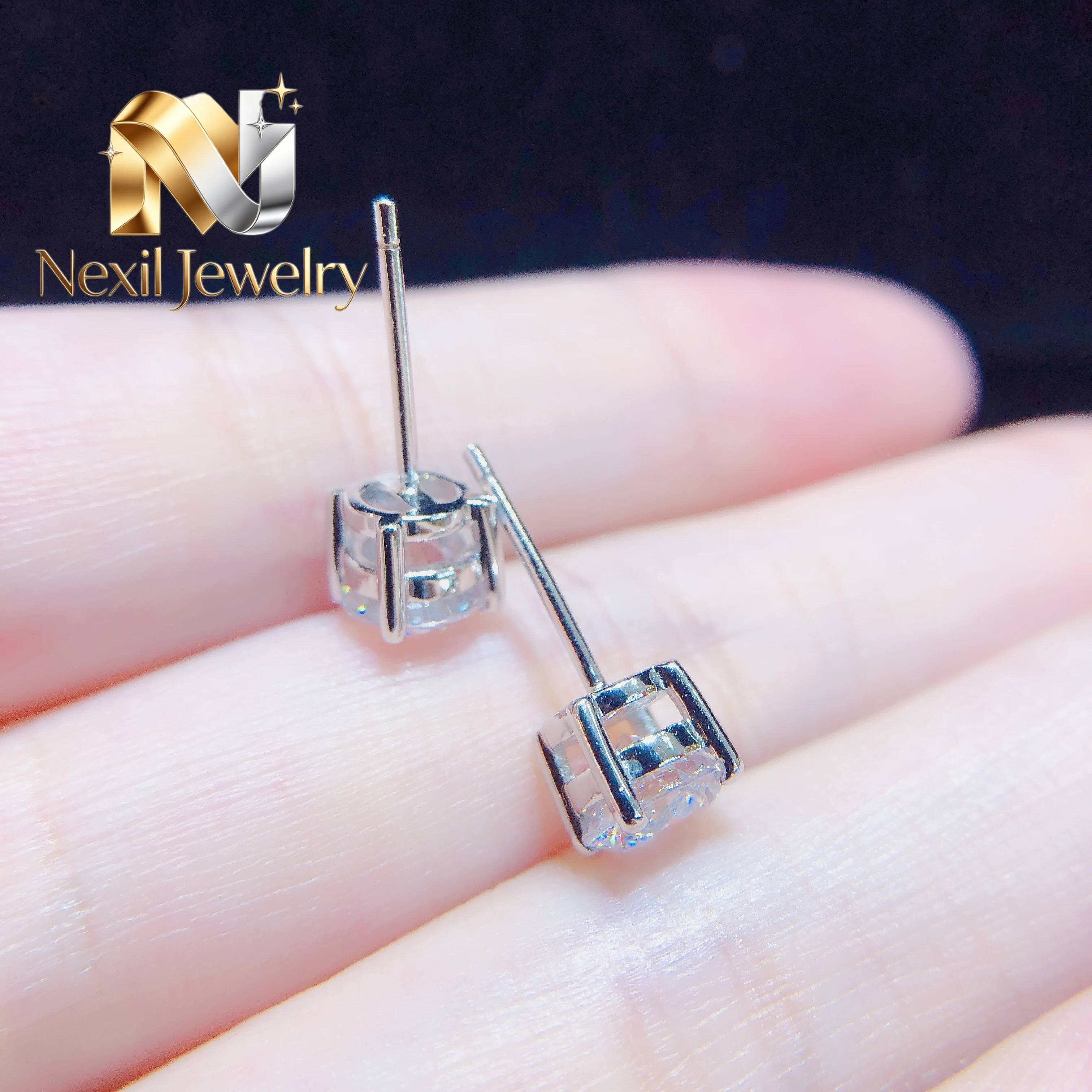

Nexil Jewelry 0.3,0.5.1.2Ct/each 4.0,5.0,6.5,8.0mm D Color VVS1 Moissanite Earring Stud Earrings PT950 4 Prongs Solitaire Earr