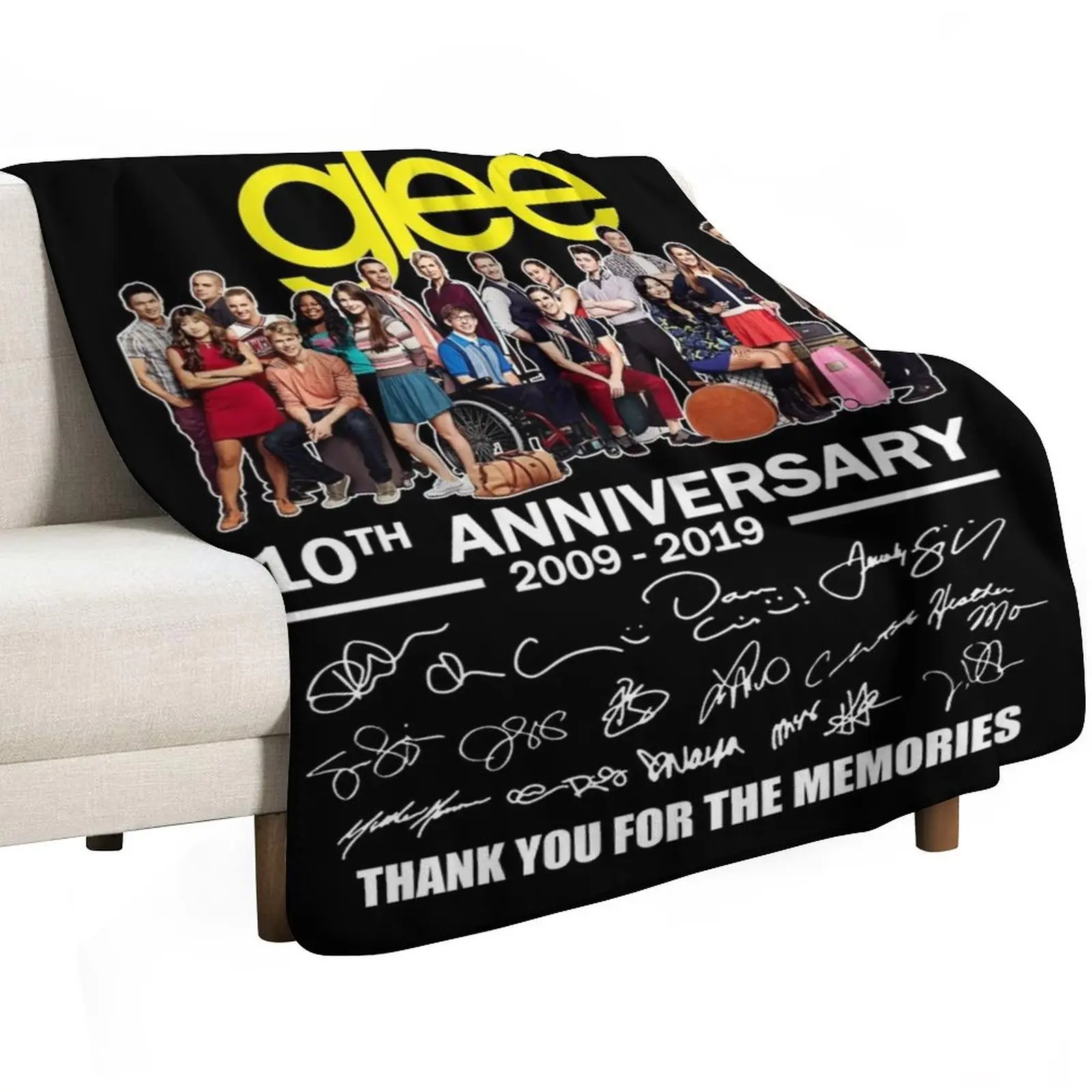 #Glee 10Th Anniversary All Cast Signed Thank You Throw Blanket Sofa halloween Vintage Flannel Moving Blankets For Sofas Blankets