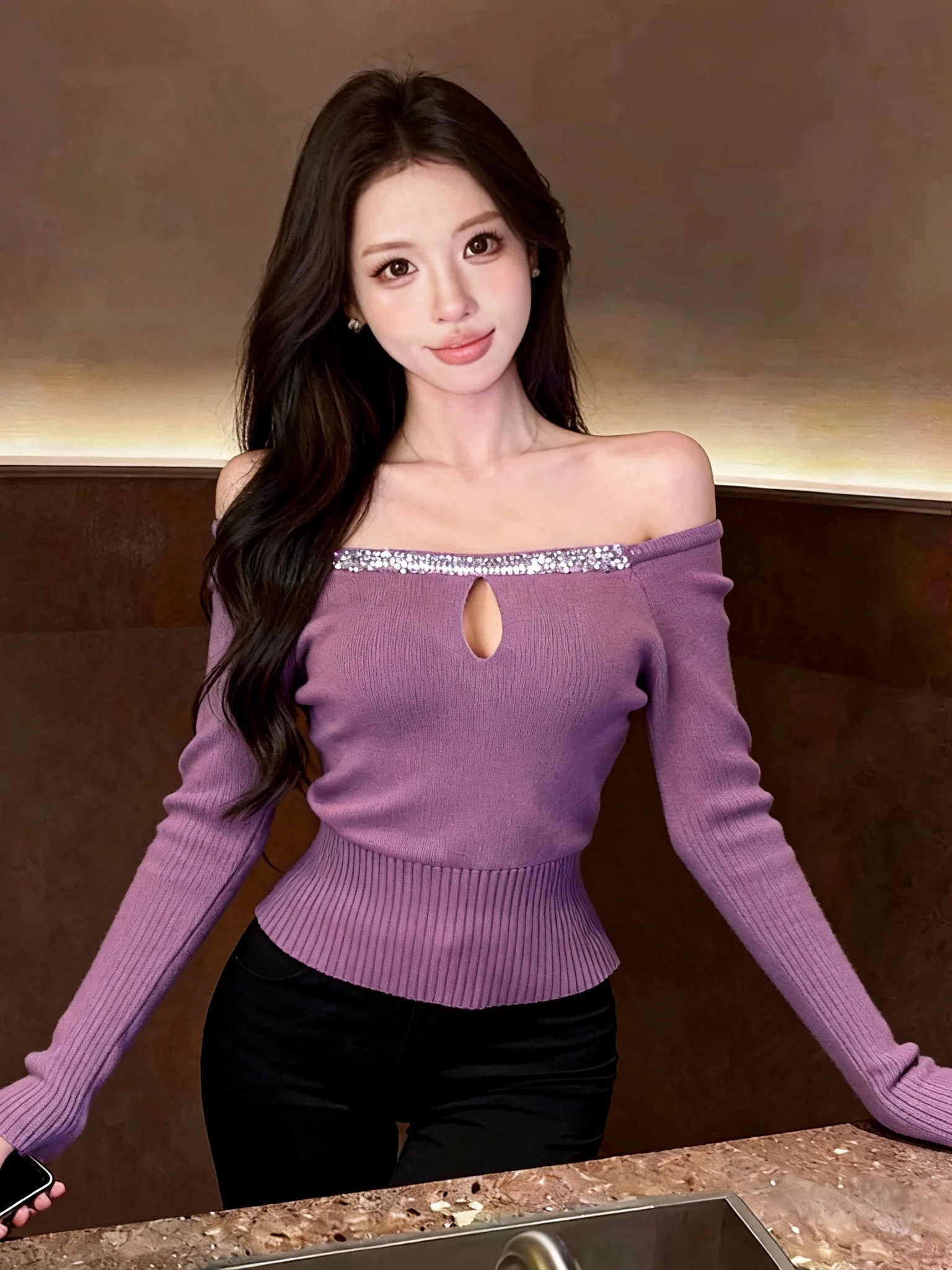 

Elegant Hollow out Shoulder Bridesmaid Top Women's Slim Fit Hanging Neck Design Gentle Style Nicole Rose Brand Base Shirt