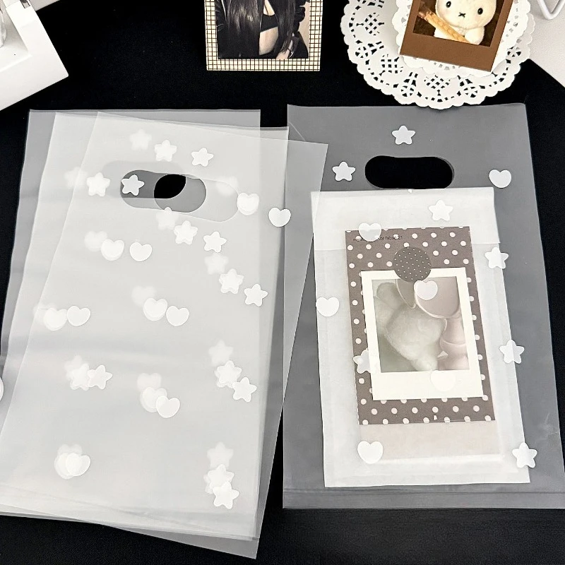 10pcs Ins Frosted Star Heart Gift Bag Aesthetic Tote Fo Materials Large Capacity Packaging Bags for Presents Cute Plastic Bags