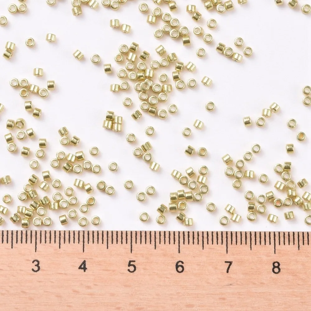 10gs Cylinder Seed Beads Metallic Colours Uniform Size Champagne Yellow 2x1.5mm Hole: 0.8mm 888pcs/10g