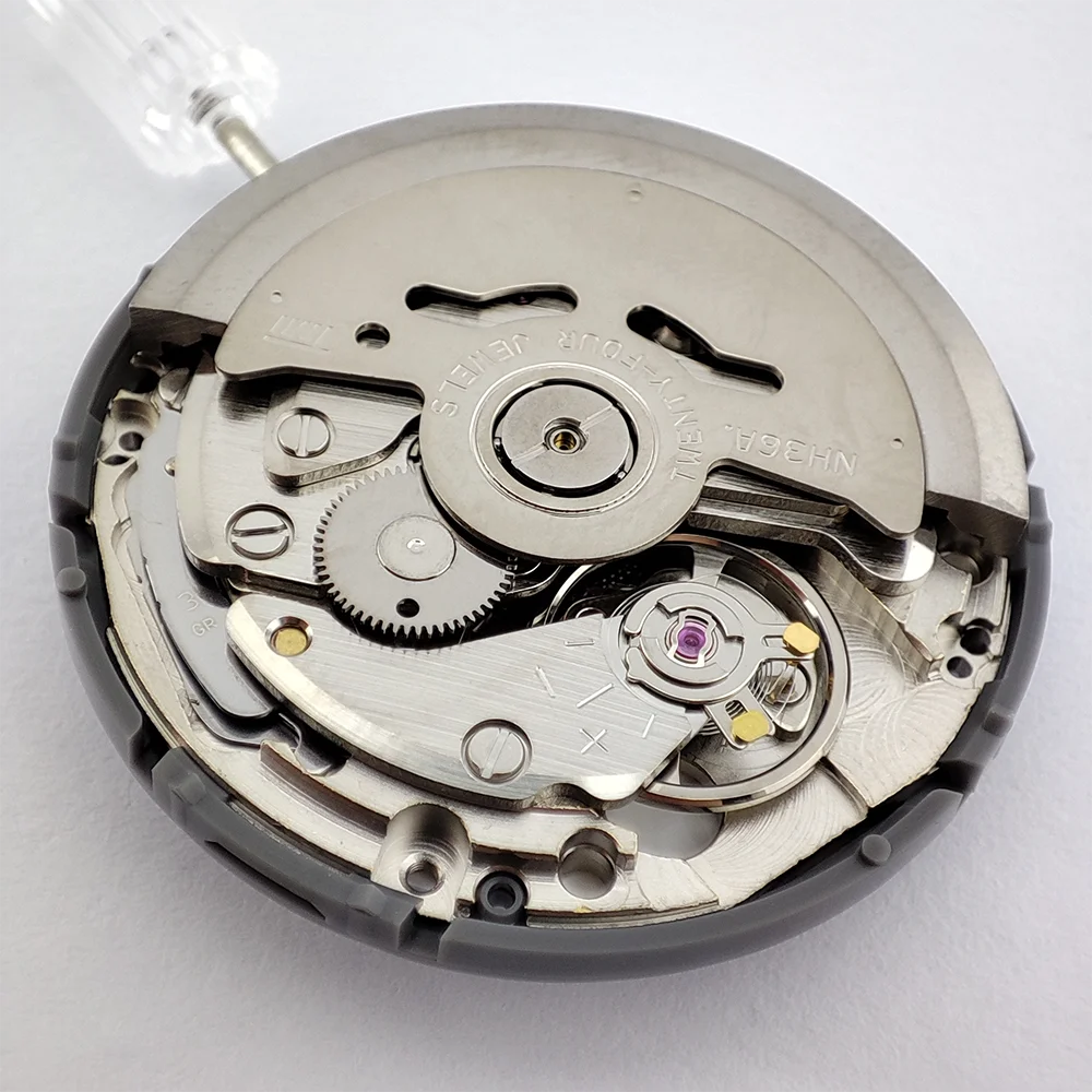 mouvement-nh36-couronne-de-roue-de-date-anglais-espagnol-a-30-38-heures-mod-nh36a-jour-date-a-3-00-disque-noir-blanc-4r36a