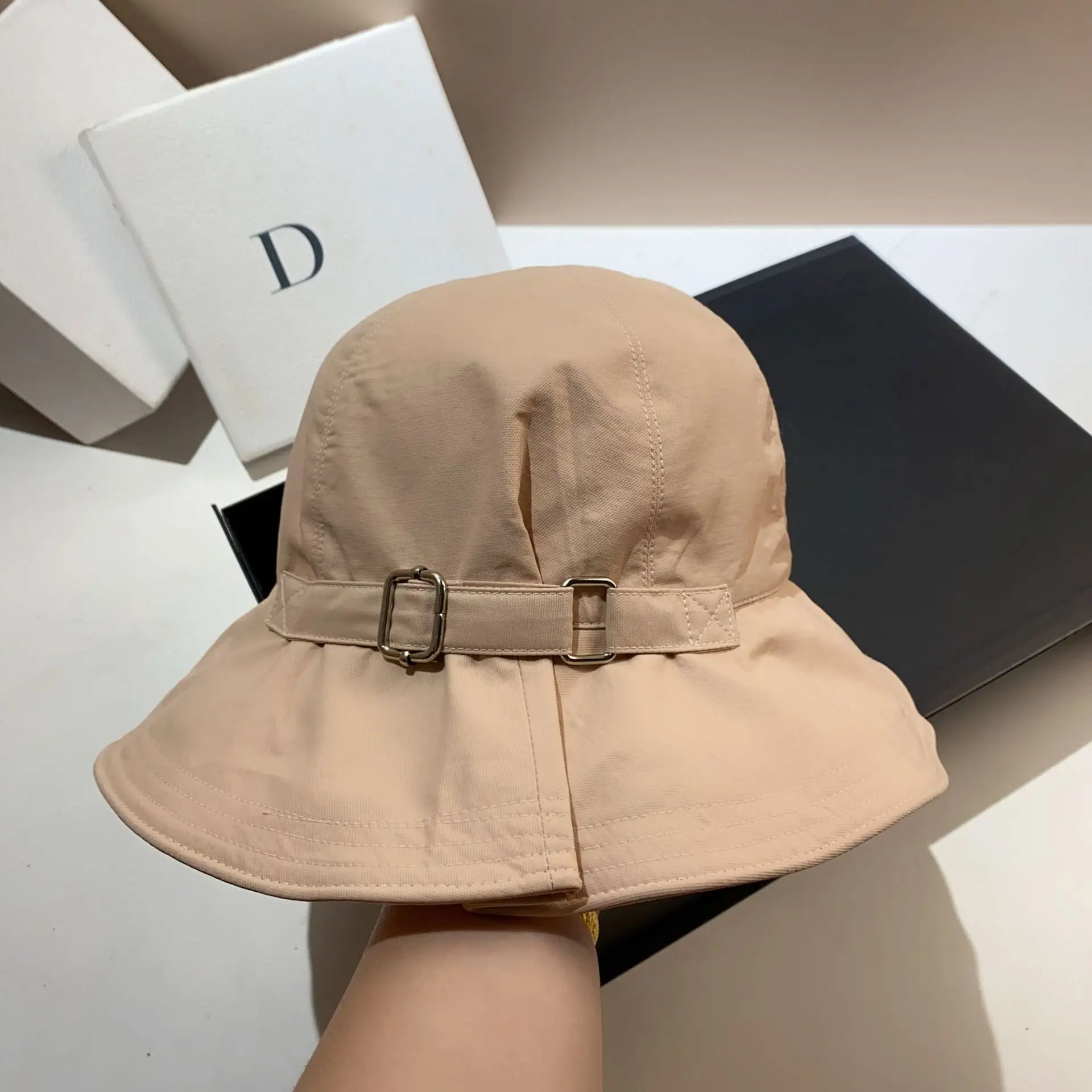 Designer Brand Women Belt Buckle Bucket Hat Luxury Sunscreen Panama Dome Fisherman Hat Casual Beach Sun Hats Basin Cap