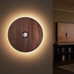 Lámpara LED de noche con Sensor de movimiento, luz nocturna de inducción humana inteligente, lámpara magnética de pared de nogal negro, USB para escalera de cabecera