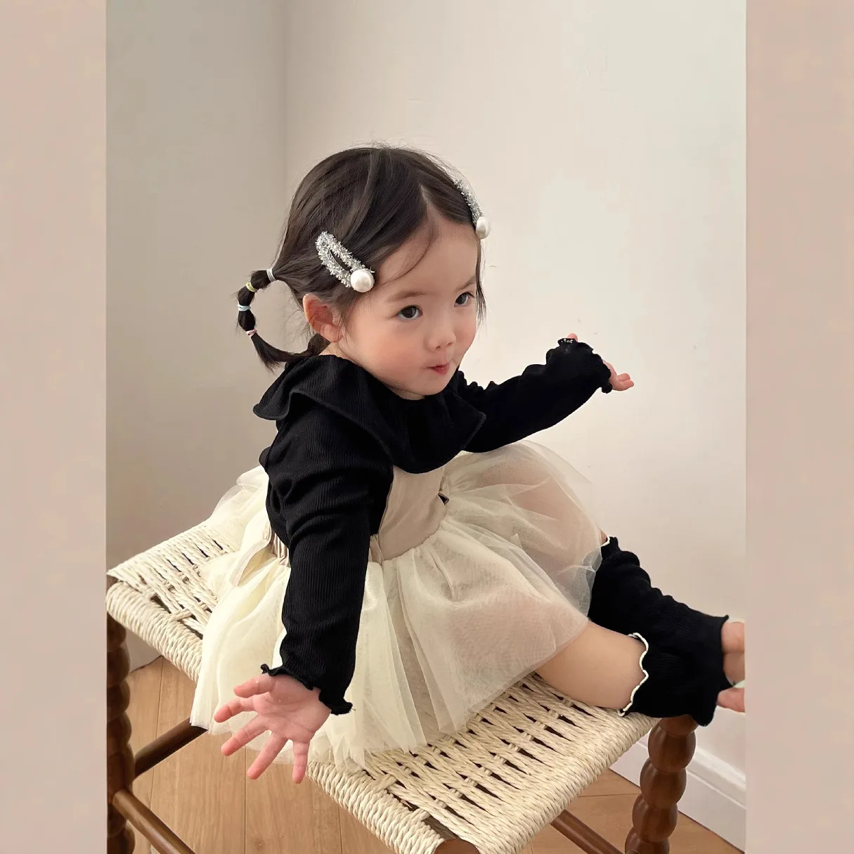 Spring and Autumn Baby Fluffy Shirt and Skirt Suit New Western-style Mesh Fashion and Cute Kids Outwear Rompers 2 Piece Set