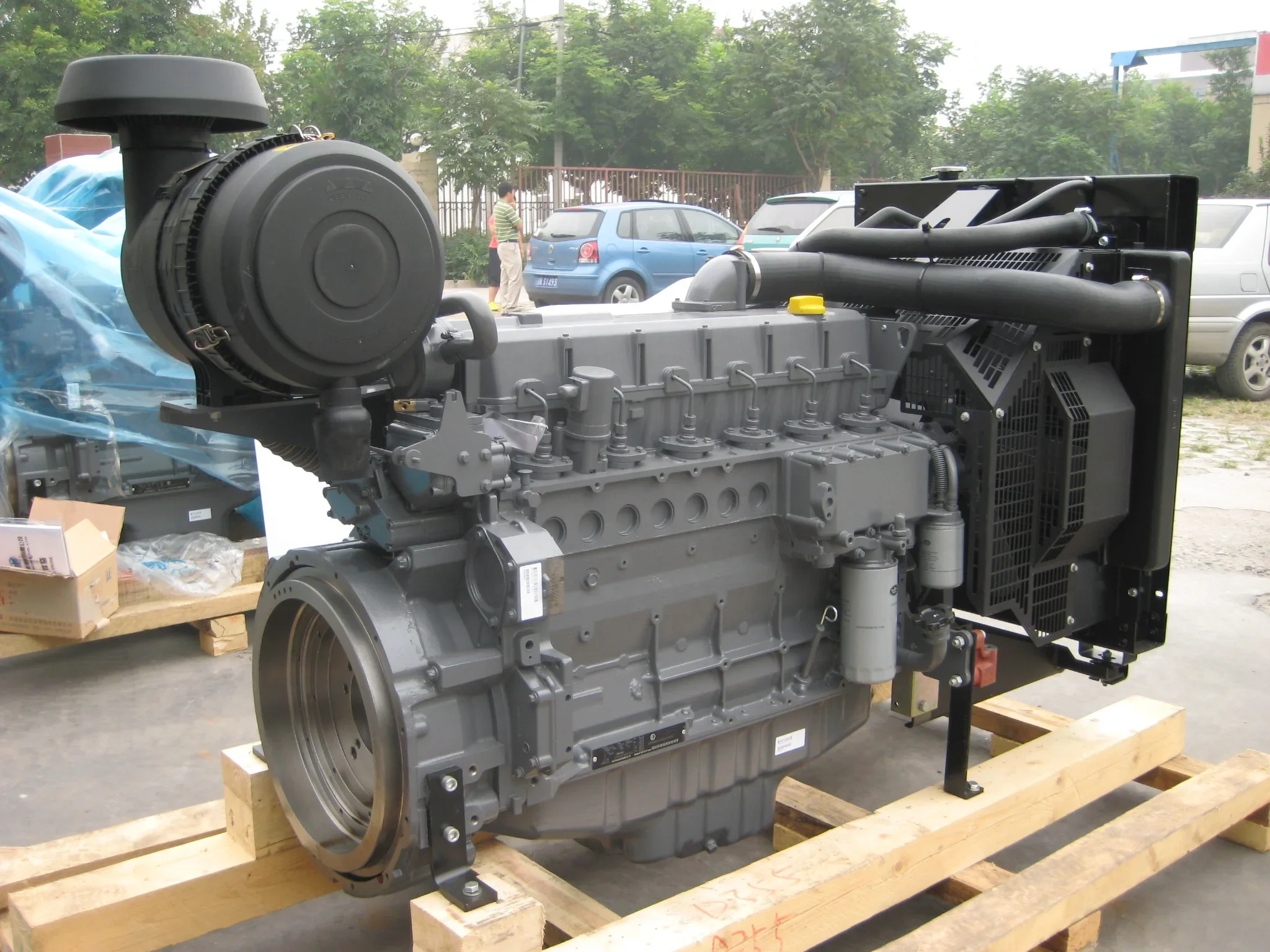 300hp/2300rpm water cooled 6 cylinders diesel engine SCDC BF6M1013 for marine/boat