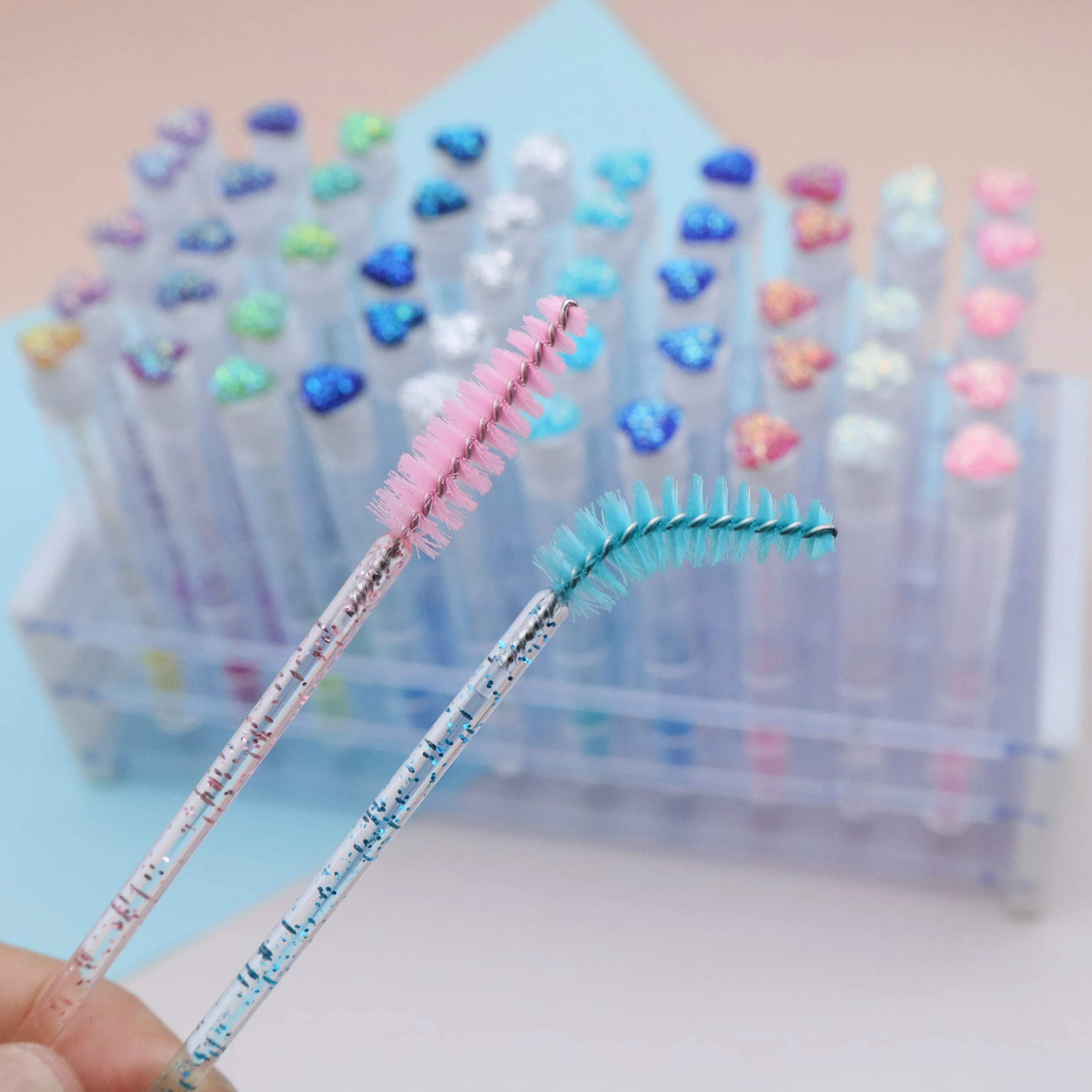 50Pcs Diamond heart-shaped Eyelash Brush Tube Disposable Mascara Wands Reusable Lash Spoolies Brush Dust-proof Storage Tubes