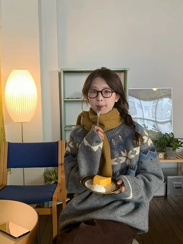 ルーズシサスアソーベル女性用セーター秋冬新作スレフェスニットロングスリーブラウンドネックプルオーバートップ