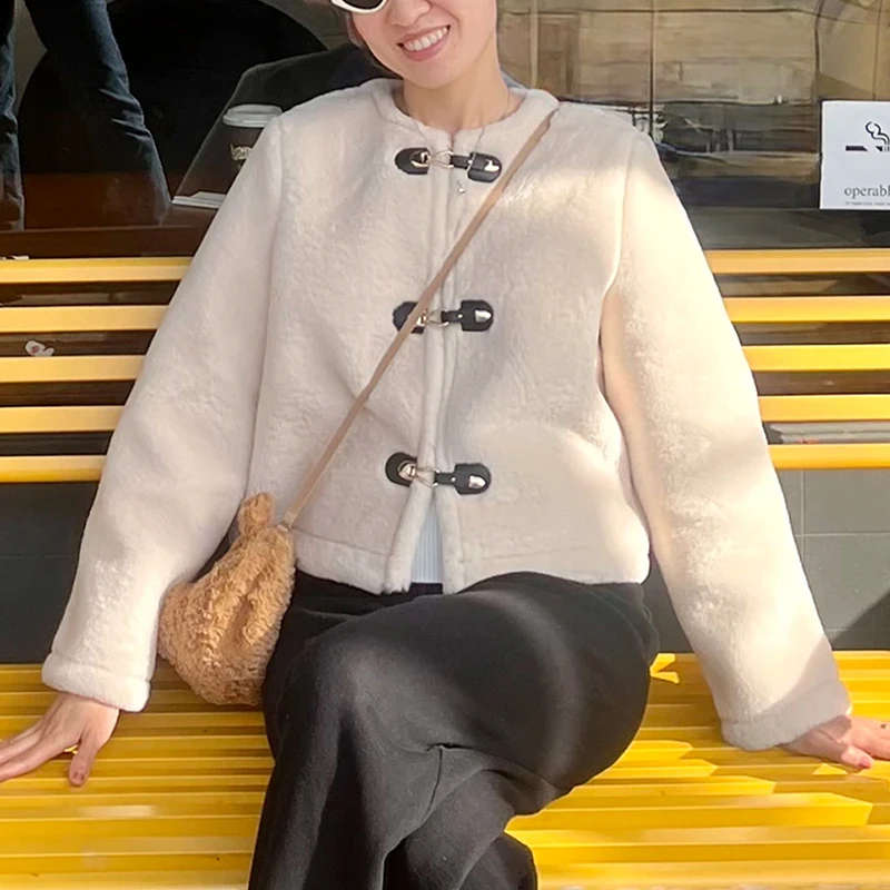 

Женская куртка из искусственного меха, новинка 2025, модная осенне-зимняя утепленная двусторонняя куртка для женщин, шикарное женское пальто