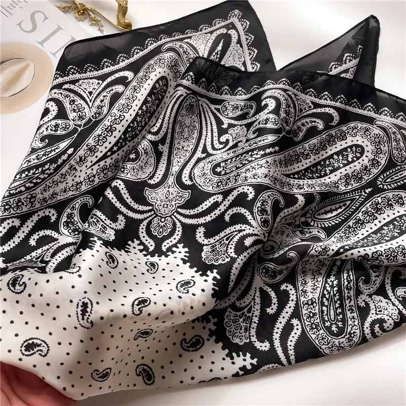 27.55in Elegant Paisley Print Square Scarf Thin Satin Shawl Casual Sunscreen Headscarf For Daily Life