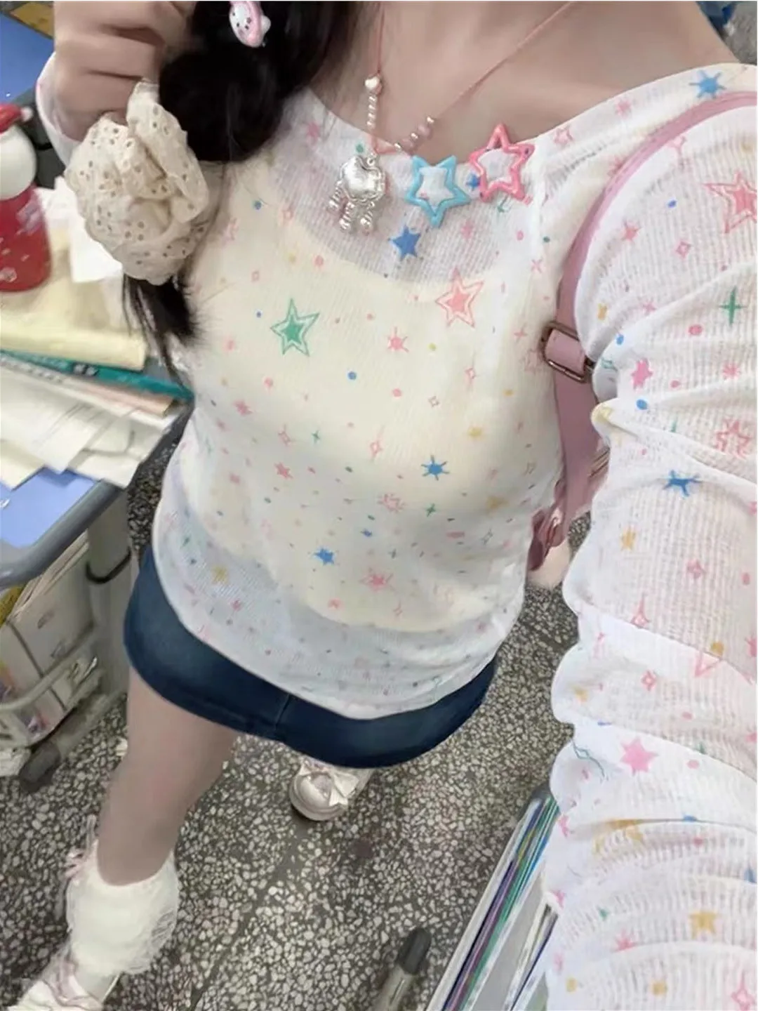 

Korean Style Sweet Cool Hot Girl One Shoulder Long Sleeve Star Printed Sun Protection Cover up Crop Top And T-Shirt Set