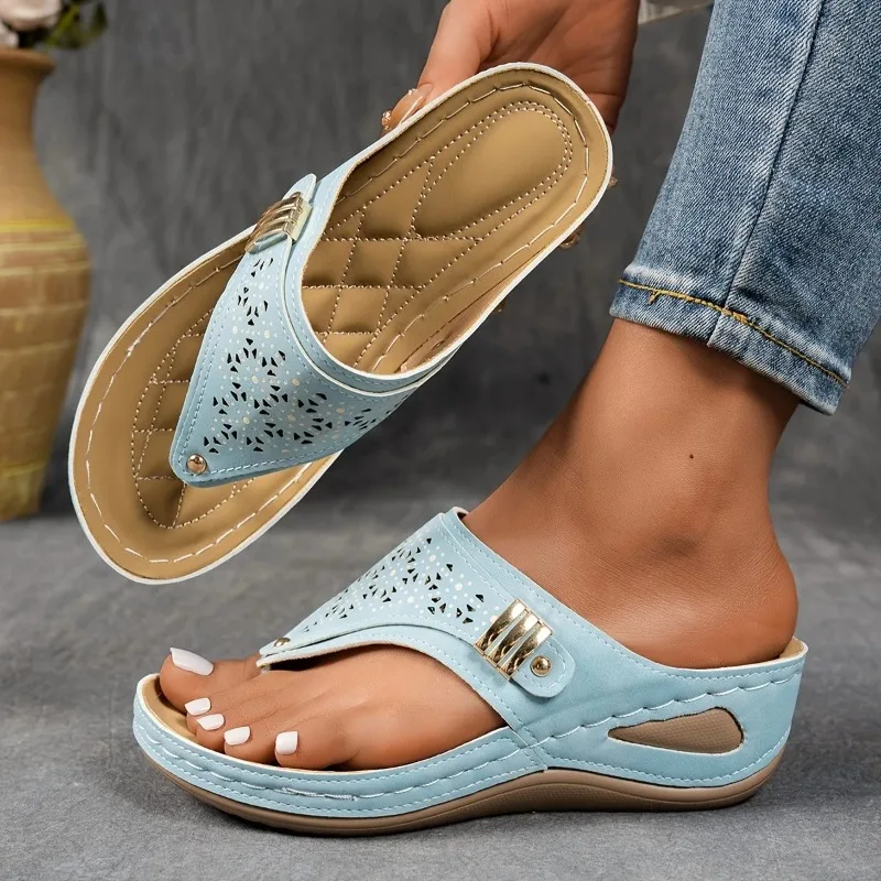 

Large Size Casual Sandals Women Summer New Thick Sole Clip-toe Hollowed Ladies Slides Flip Flops Wedge Heel Solid Color Slippers