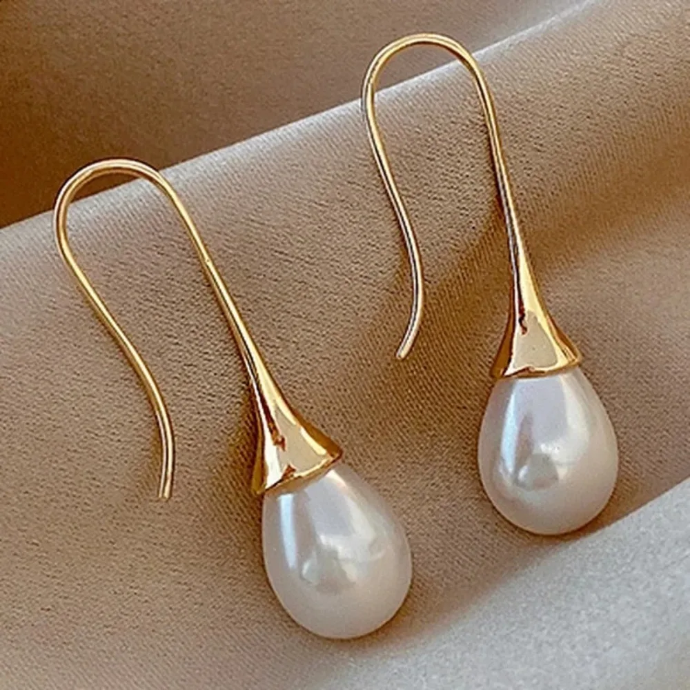 

Retro Water Drop Imitation pearl Earrings For Women French Valentine's Day Anniversary Gift Wedding Party Jewelry Pendientes