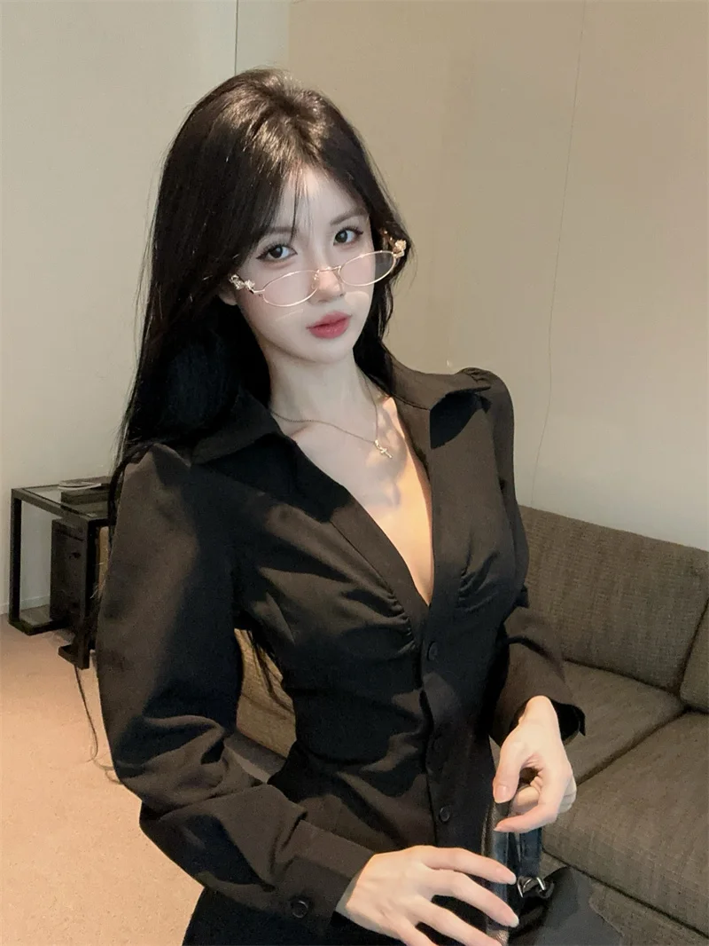 ชุดเดรสลำลองสไตล์เกาหลีสำหรับฤดูร้อน เสื้อเชิ้ตเดรสผู้หญิง แขนยาว คอวี แต่งลูกไม้ ติดกระดุมแถวเดียว ชุดมินิเดรส สไตล์ไฮสตรีทสุดชิค