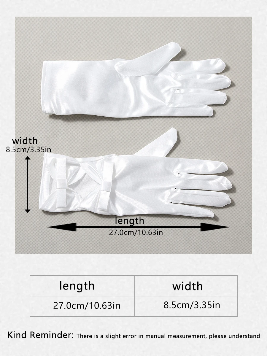 The bride's accessory is a pair of white gloves suitable for women's wedding parties