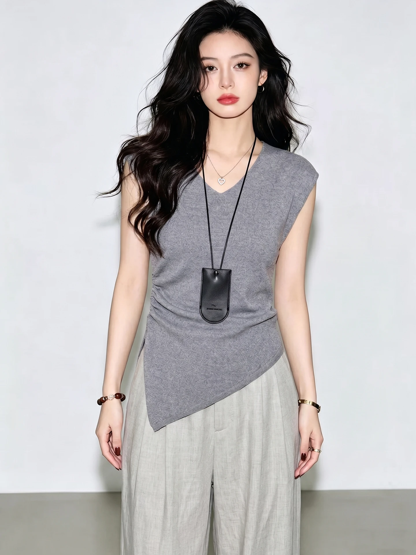 

Trendy Korean Style Soft Comfortable Knitted Pure Color Versatile Simple Summer Slimming Design Top Women's Fashion Clothing