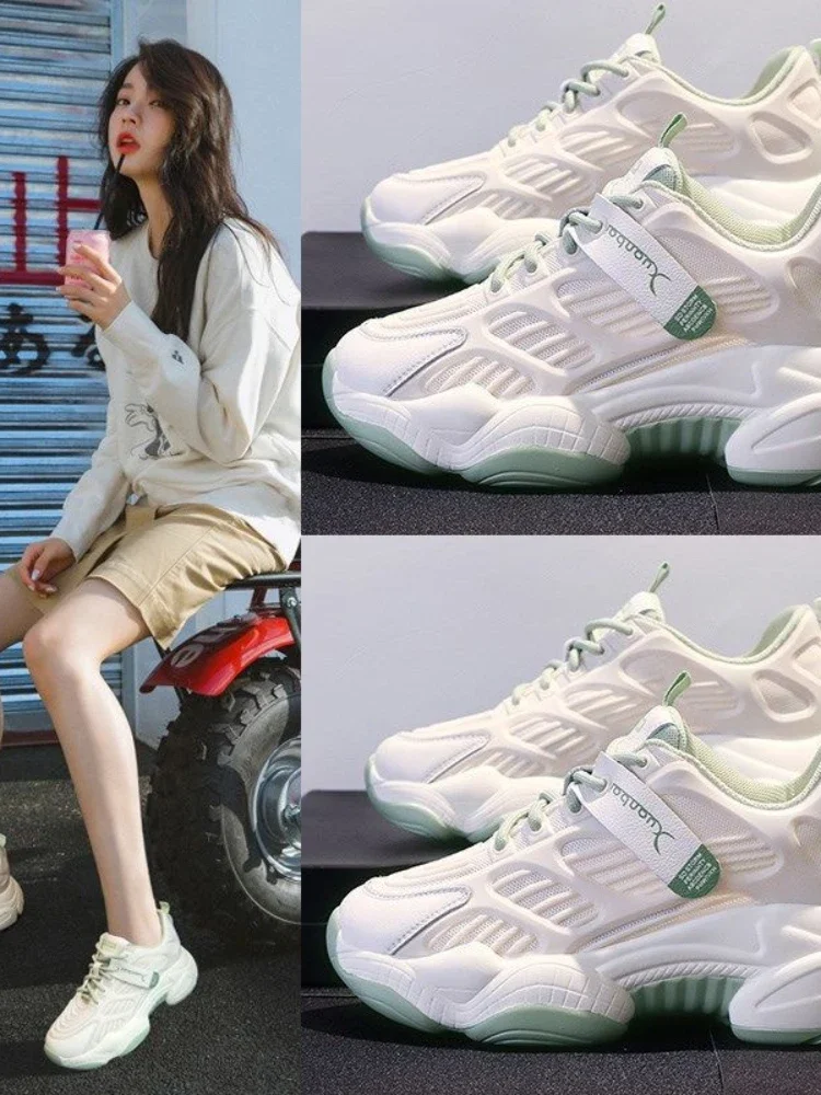 Korean Retro Fashion Breathable Father Shoes Woman Spring 2023 New Fashion Show Foot Small Thick-soled Casual Sneakers