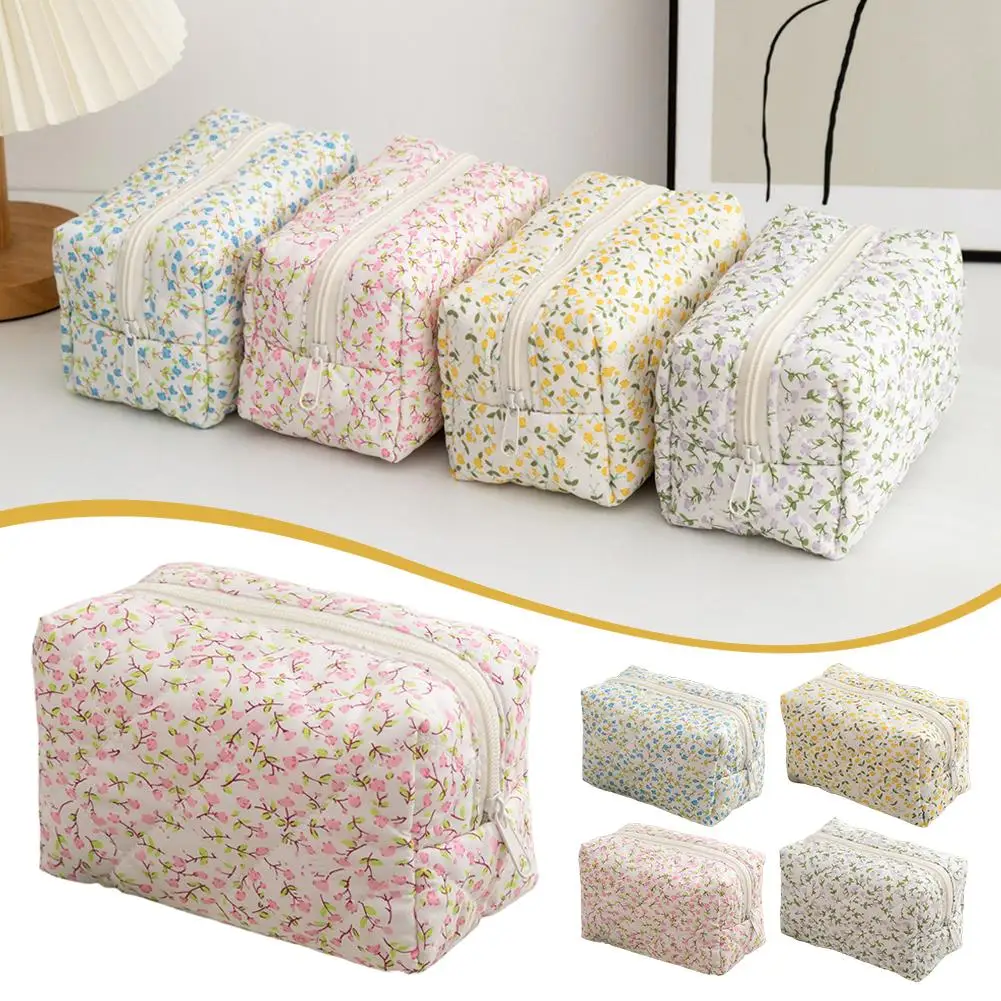 Storage Organizer Floral Puffy Quilted Makeup Bag Flower Printed Cosmetic Pouch Large Travel Cosmetic Bag Makeup Accessories