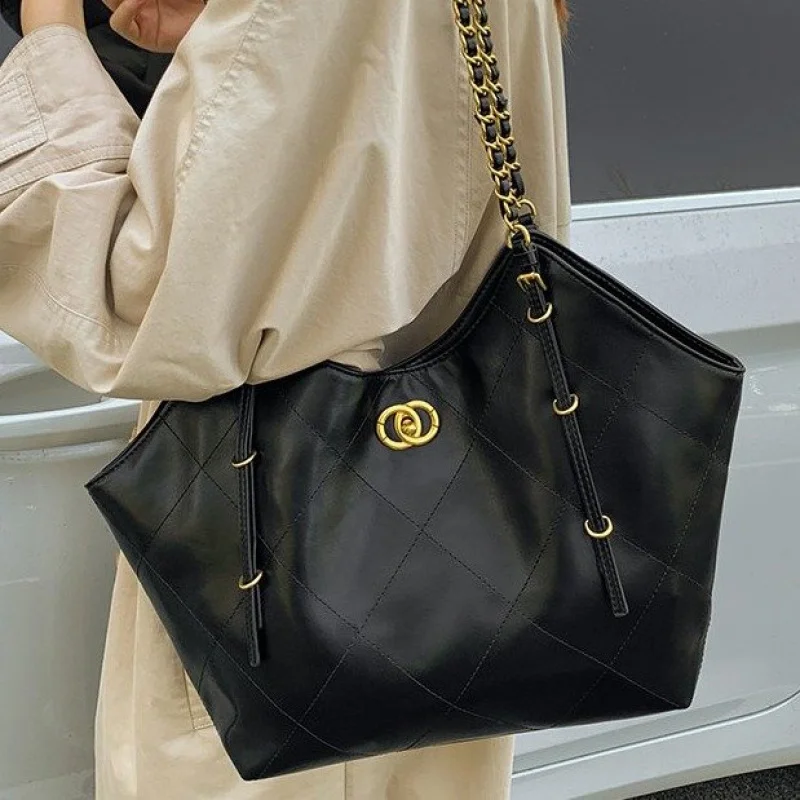 

Luxury Classic Designer Clutch Bag Women Elegant Mini Purse For Evening Events Superstar Show Paris Flair